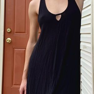😻 Sexy Backless Little Black Dress with Keyhole Neckline 😻